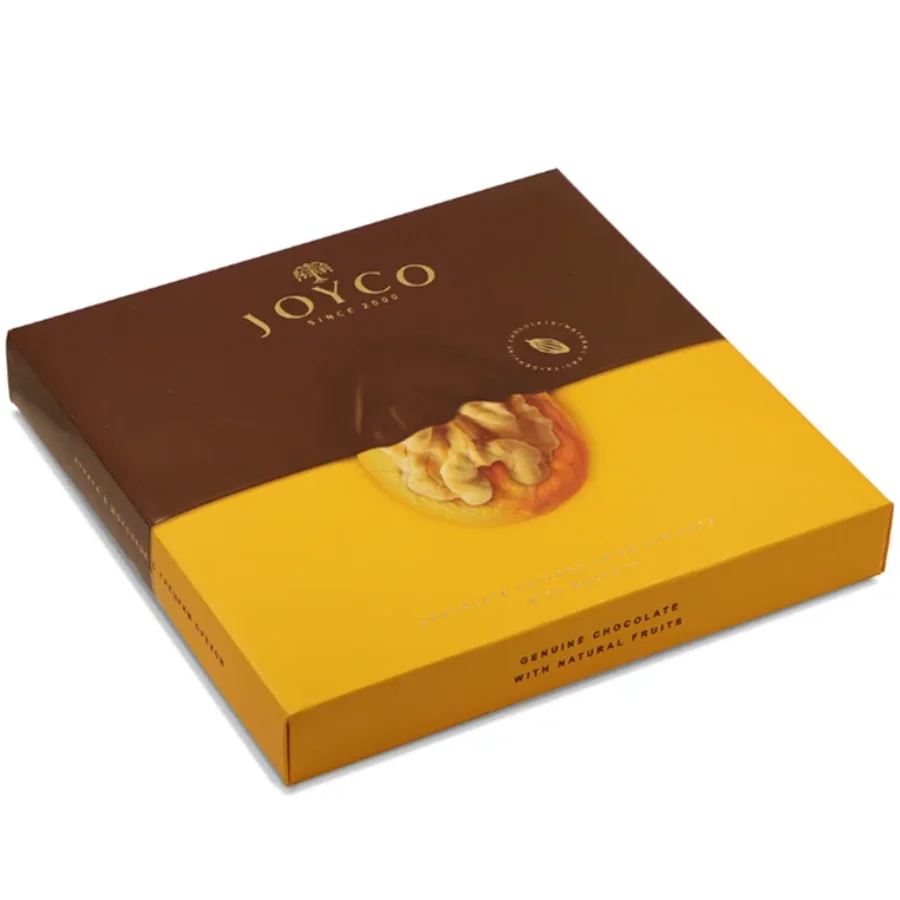 Joyco Dried Apricots in Chocolate with Walnuts - 150 g. The Armenian brand Joyco is well known for combining dried fruit, nuts and chocolate – and the apricot version is one of the most popular. This sweet adds to our range of Georgian and Caucasian sweets a typically Armenian treat that combines fruity juiciness, nutty aroma and chocolate smoothness in a single bite. Joyco Dried Apricots in Chocolate with Walnuts - 150 g.